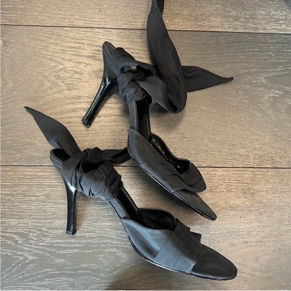 NINE WEST BLACK STRAP TIE HEELS SIZE 10